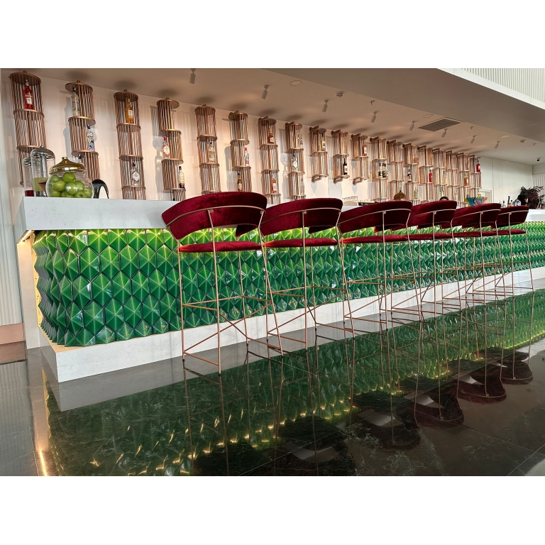 PLURIFY - 5X9 DIAMOND, GREEN, GLOSSY